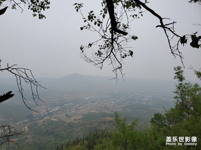 【與世界相遇】來爬個(gè)野山吧！