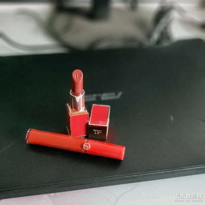 雖然三星打游戲不行，拍照還在可以的