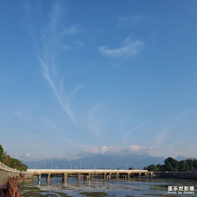 城市里的奔跑者