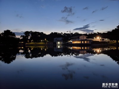 【這里是】＋深圳