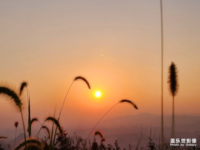 發(fā)現(xiàn)生活發(fā)現(xiàn)美-關(guān)于夕陽(yáng)的故事