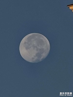 月亮??