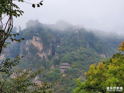 【多彩深秋】+崆峒秋色