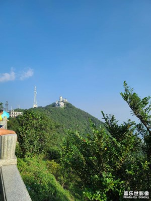 挑戰(zhàn)梧桐山登峰之旅