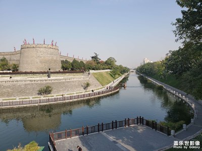 [難忘2020]+護(hù)城河的水清了