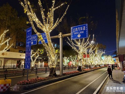 晚上我剛剛路過拍下來了