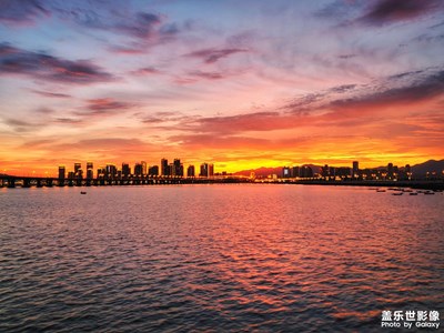 【天空的色彩】+當(dāng)黃昏遇上火燒云