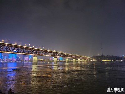 夜游江漢關(guān)