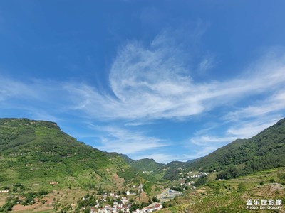 五月，春未盡，夏初臨。