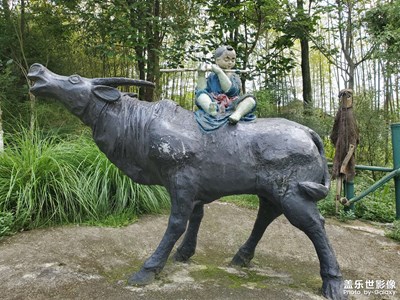 【家園麗景】+故鄉(xiāng)的泥塑