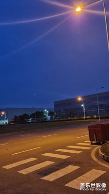 暗無天日的工廠生活