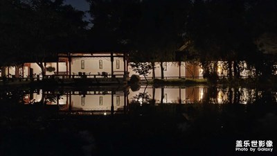 住了個酒店，環(huán)境非常漂亮，非常漂亮。