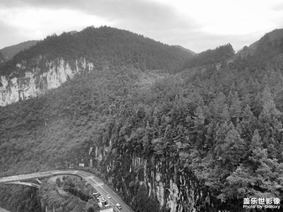 山與路