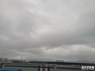 一場大雨正在路上