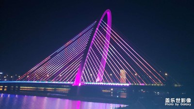 家鄉(xiāng)的山