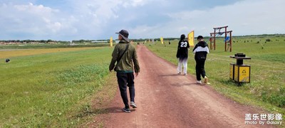 一直在路上，一直在靜止