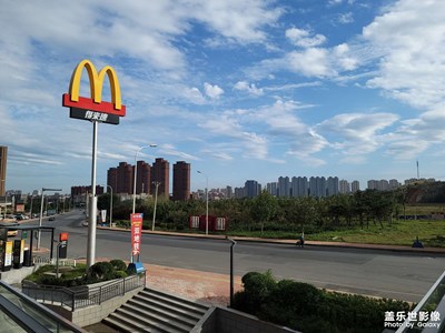 這分辨率真會吊打其他手機像素