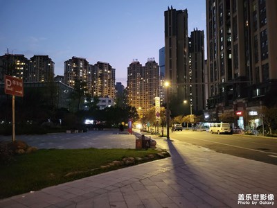 成都塔子山公園附近小區(qū)