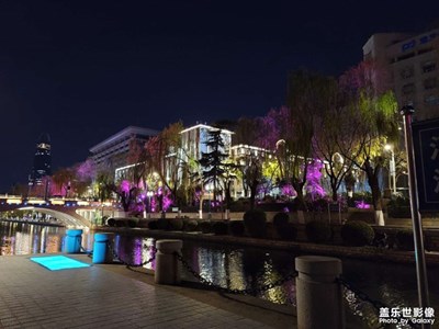 護(hù)城河夜景
