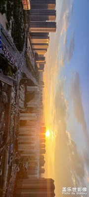 夕陽(yáng)西下，斷腸人在天涯