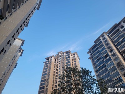 大年初三，天真藍(lán)。