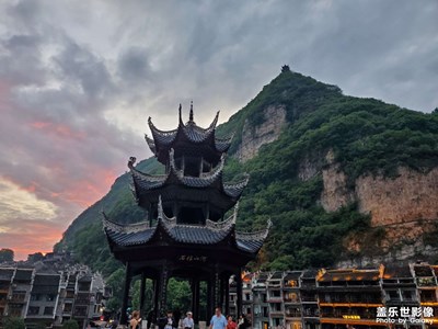 鎮(zhèn)遠(yuǎn)古鎮(zhèn) 的夜