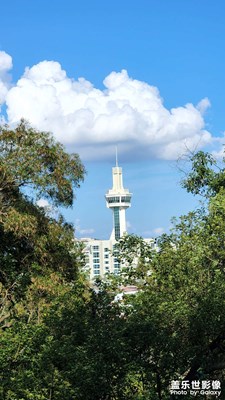 白云藍天在夏日的變幻