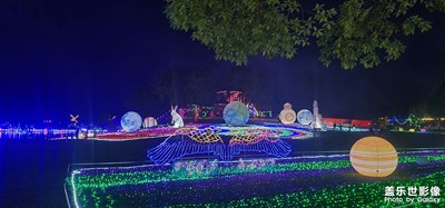 炎炎夏日只能晚上出來活動了