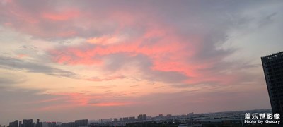 晚霞很美