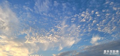 日常隨拍之（藍(lán)天白云）