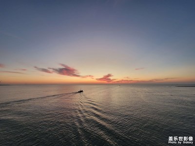 海邊日出