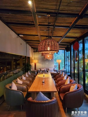 現(xiàn)在的年輕人都稀飯這樣的音樂(lè)餐吧了