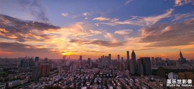 夕陽(yáng)下的鬧鈴