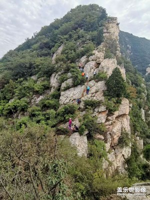 無限風(fēng)光在險峰