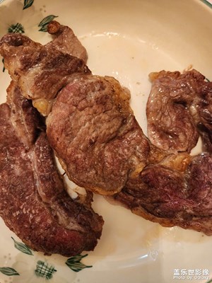 【新年快樂】臘月二十八煎牛排