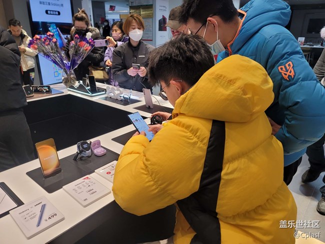 【新年啟程】哈爾濱旗艦店觀看S23發(fā)布會(huì)