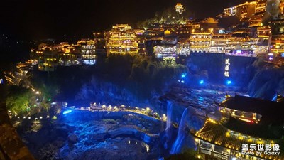 掛在懸崖上的古鎮(zhèn)－－芙蓉鎮(zhèn)