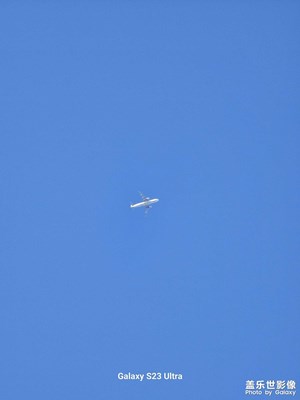 來(lái)幾張長(zhǎng)焦的