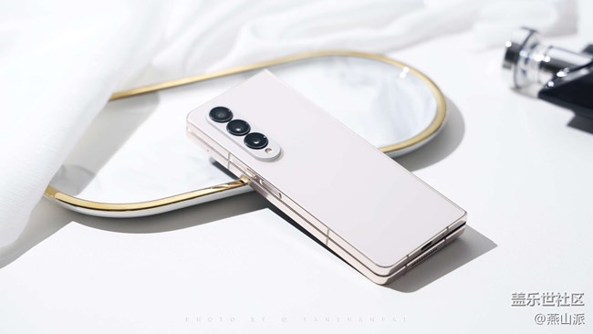 三星Z Fold4這IPX8防水太強(qiáng)了