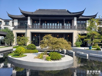 展現(xiàn)一下老9拍照