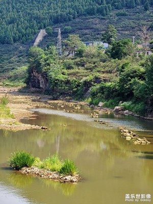 【泛著光的生活】+山村與日落