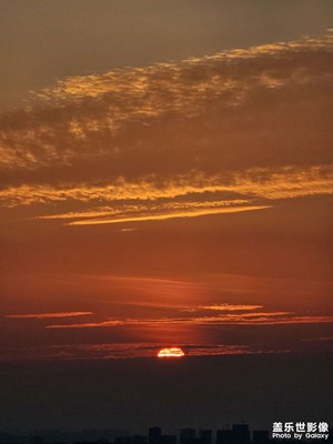 【鏡頭里的夏天】+建筑與落霞