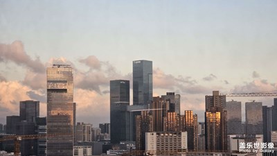 【鏡頭里的夏天】愛(ài)死了深圳的藍(lán)天