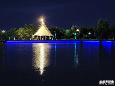 【鏡頭里的夏天】廣場夜色