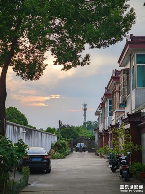 家門口隨拍一張