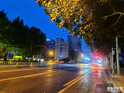 【最美初秋】清晨下的街景