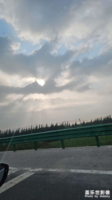 【最美初秋】+丁達(dá)爾天空