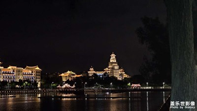【最美初秋】+海邊的夜景