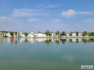 【雙節(jié)小長假】+湖上升明月