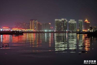 【雙節(jié)小長假】+淮河畔的夜色